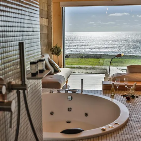 Luscofusco Costa Da Morte Konukevi Campos (A Coruna)